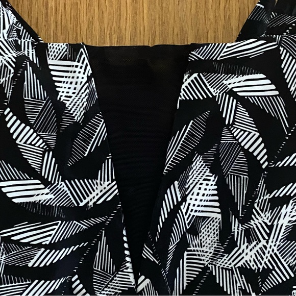 PRANA • NWT! “Regan” High Neck UPF 50+ Bikini Top - Black Springtime - Size S - Picture 10 of 16